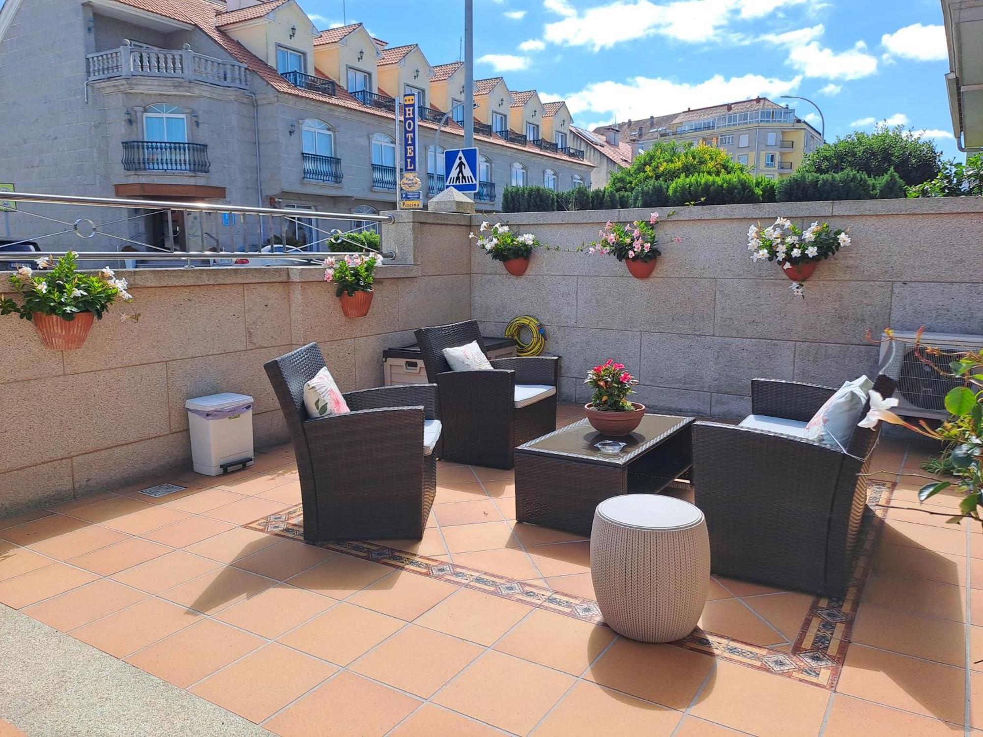Apartamentos Playa Compostela Vilagarcia de Arousa Exterior foto